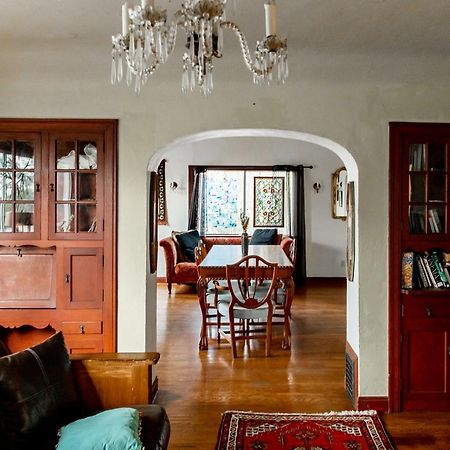 Beautiful, Historic Family Home Near Lake Merritt Оакланд Экстерьер фото