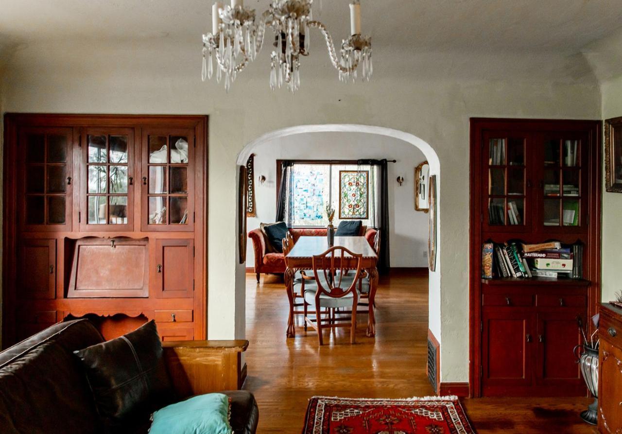 Beautiful, Historic Family Home Near Lake Merritt Оакланд Экстерьер фото